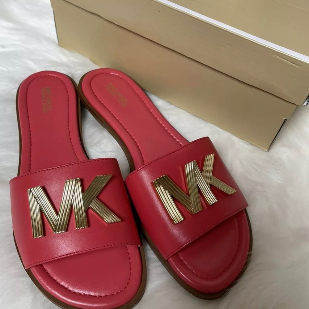 Spanking Michael Kors.